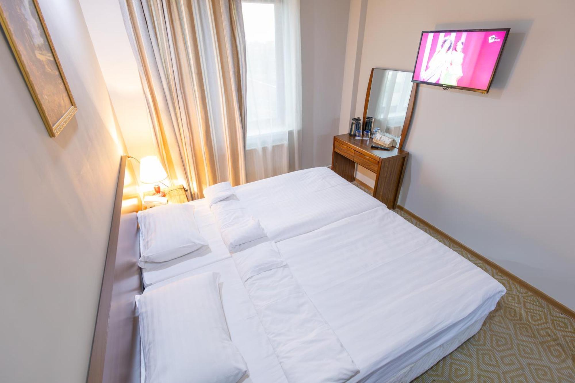 Gyumri Hotel Ngoại thất bức ảnh