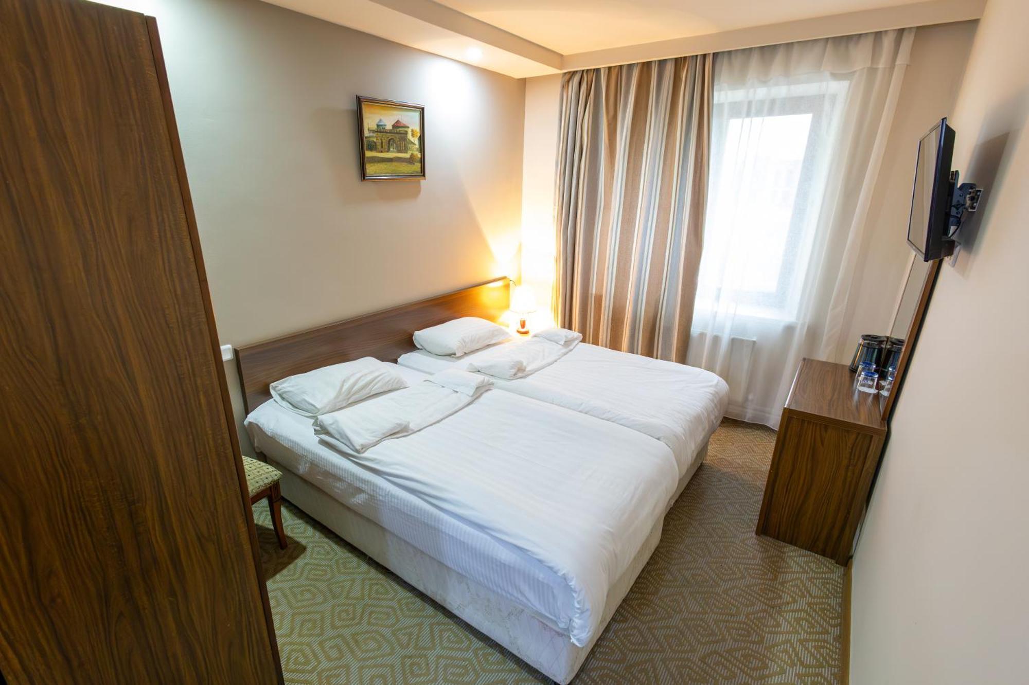 Gyumri Hotel Ngoại thất bức ảnh